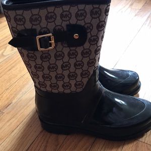 Michael Kors rainboots